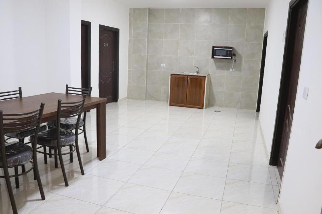 Salvador Dali Apartments Amman Exteriör bild